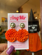 Load image into Gallery viewer, PRE ORDER Cempasuchil Earrings/ Marigolds