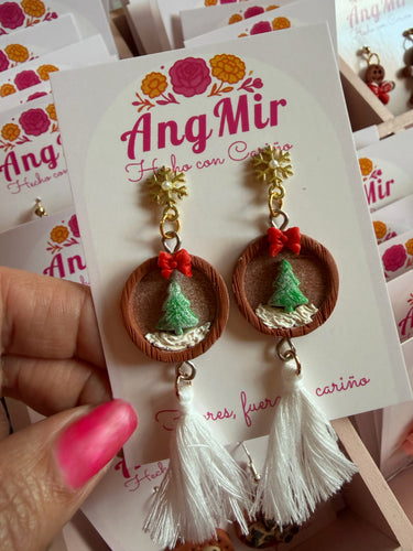 Christmas time earrings