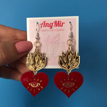 Load image into Gallery viewer, Sagrado Corazón earrings