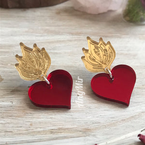 Sagrado Corazón stud earrings