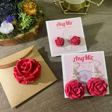 Load image into Gallery viewer, Rose earrings